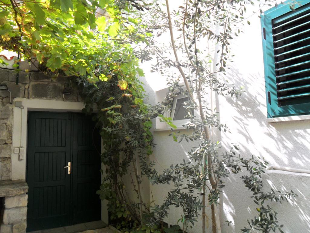 Apartments Villa Dube Split Exterior photo